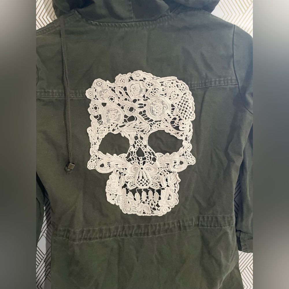 Hot Topic Skull Jacket - Picture 7 of 7